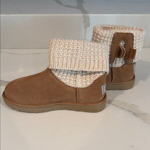 UGG Tan and Cream Knit Boots size 8